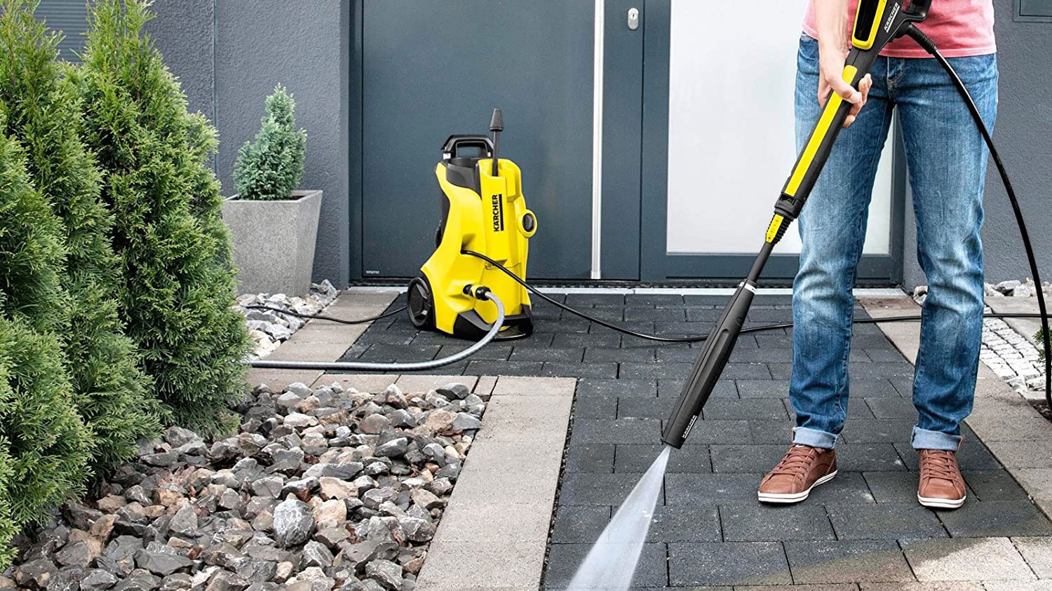 Top 5 Benefits of Pressure Washing Your Driveway